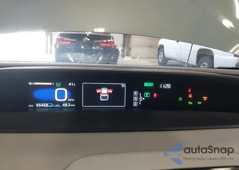 2017 Toyota Prius Two из США, поврежденный, VIN JTDKBRFU5H3054826